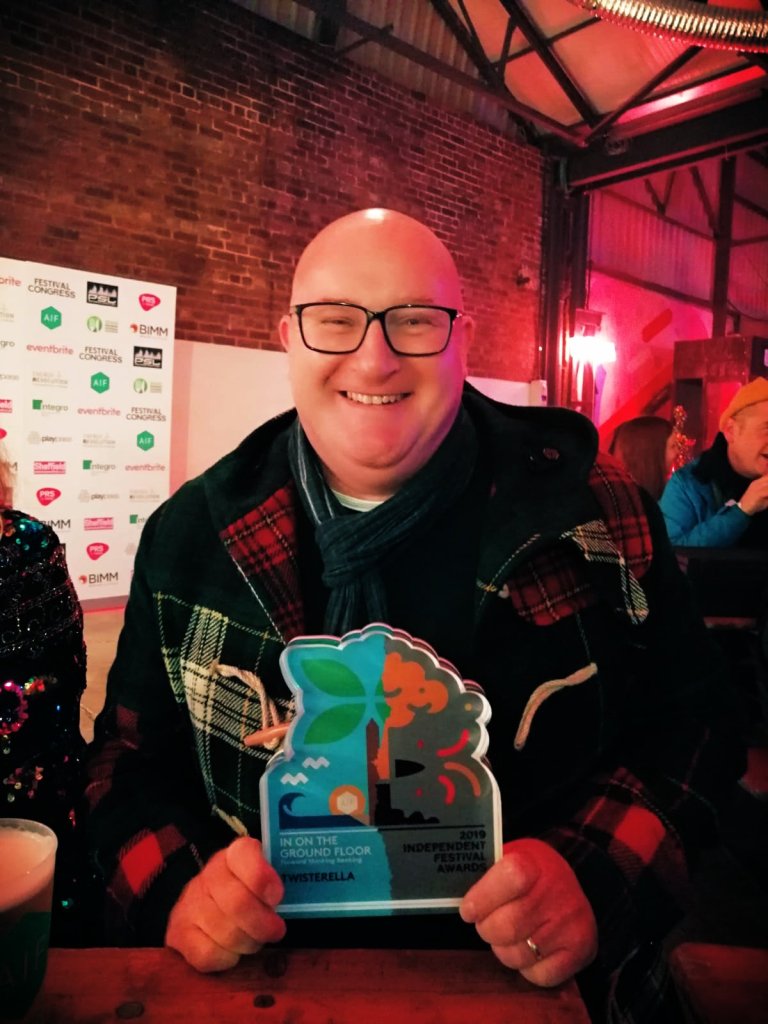 Andy Carr TKASG Twisterella AIF Award